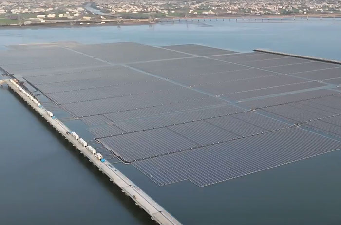チャンフア浮体式太陽光発電所（台湾）